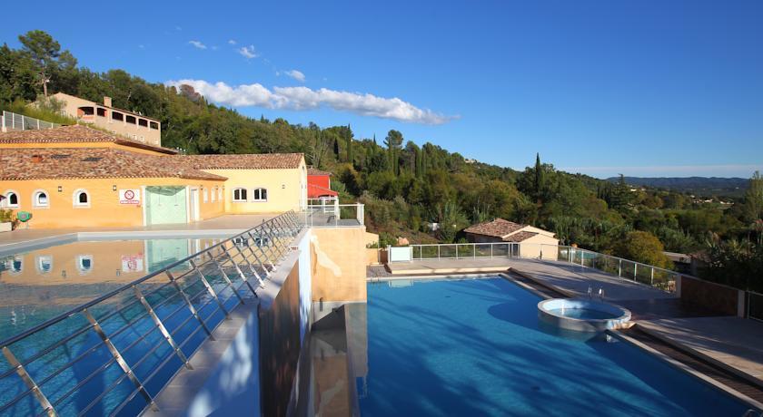 Appartement Dans Residence - Le Domaine De Camiole Callian  Dış mekan fotoğraf